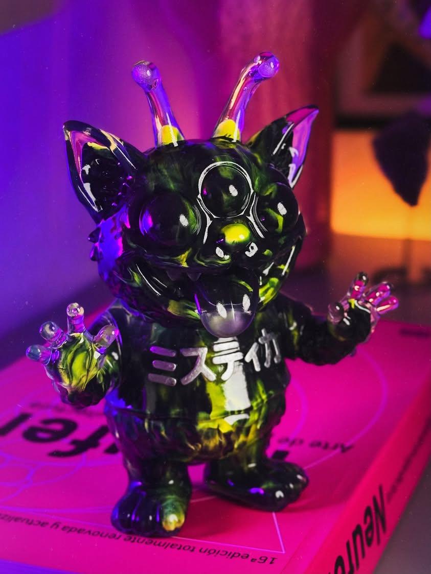 Mistikat – Neon Nebula Custom Sofubi