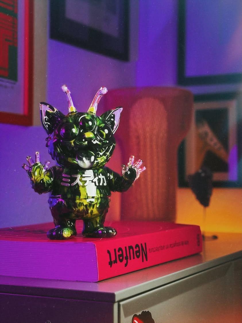 Mistikat – Neon Nebula Custom Sofubi